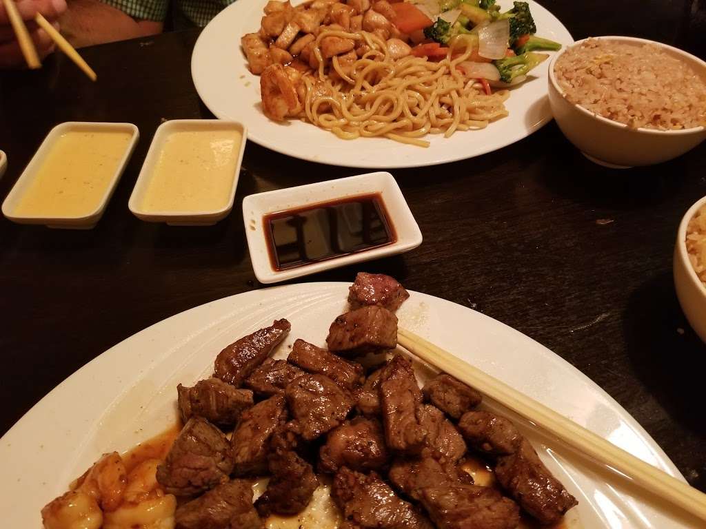 Sumo Hibachi & Sushi | 2016 Eisenhower Ave, Alexandria, VA 22314, USA | Phone: (703) 739-6699