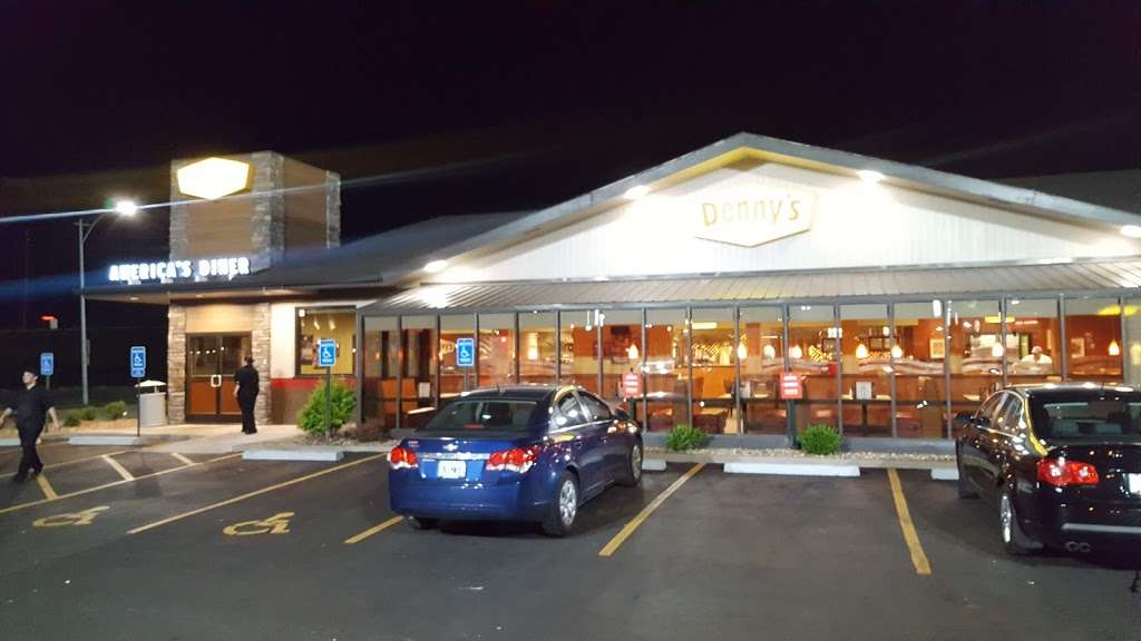 Dennys | 2117 Taney St, Kansas City, MO 64116, USA | Phone: (816) 221-0145