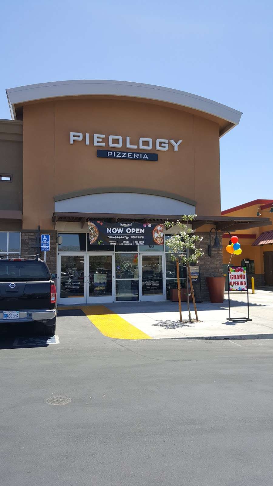 Pieology Pizzeria Perris | 1870 N Perris Blvd Suite 60, Perris, CA 92571, USA | Phone: (951) 490-4774