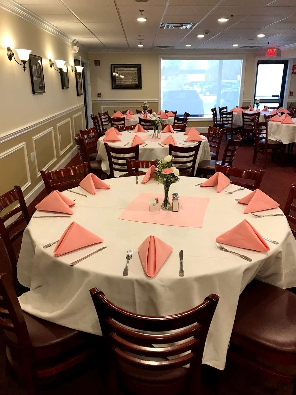 Alumni Restaurant & Bar | 391 East Central Street, Franklin, MA 02038, USA | Phone: (508) 528-8804