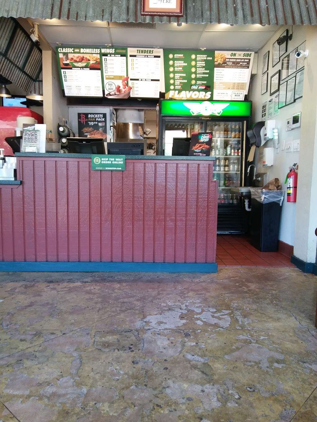 Wingstop | 2319 S Kirkwood Rd, Houston, TX 77077, USA | Phone: (281) 679-9464
