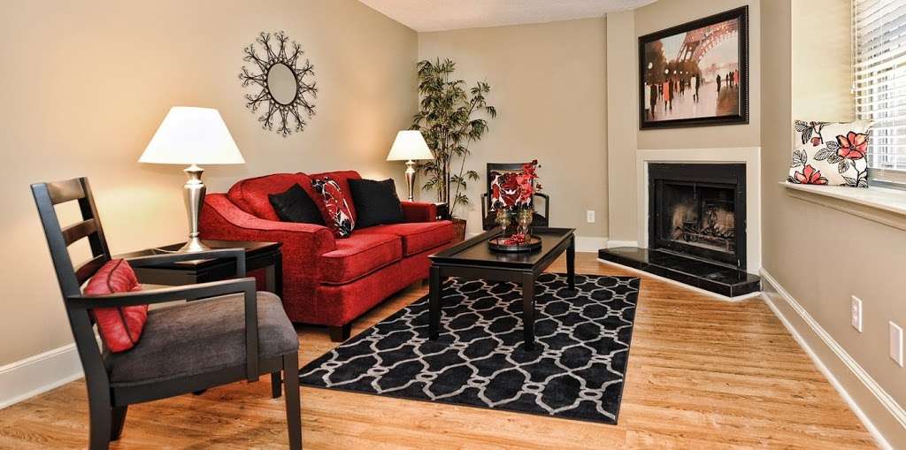 Centerpiece Home Staging LLC | 11020 Bailey Rd e, Cornelius, NC 28031 | Phone: (704) 488-5739