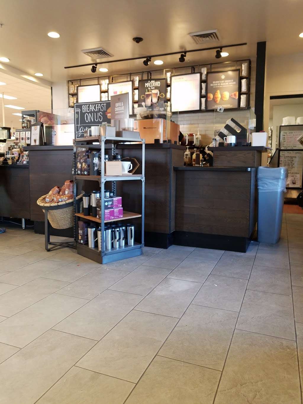 Starbucks | 651 W Sepulveda Blvd, Carson, CA 90745, USA | Phone: (310) 507-0020