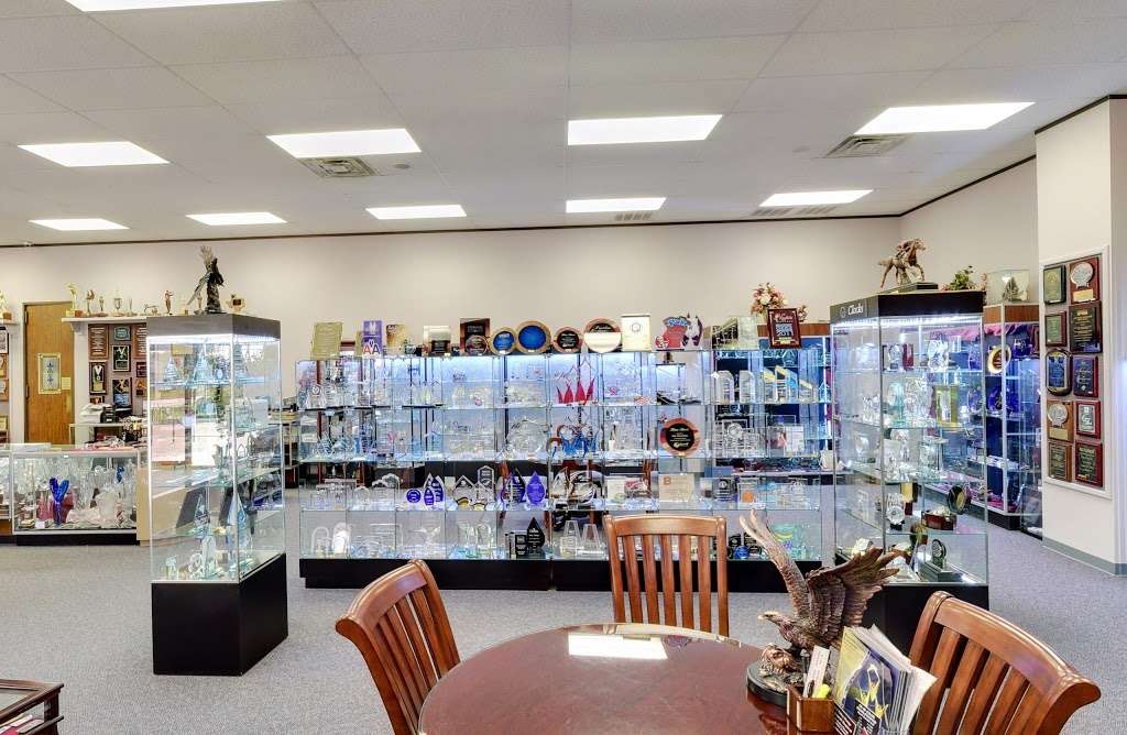 Monarch Trophy & Awards | 8840 North Sam Houston Pkwy W, Houston, TX 77064 | Phone: (713) 464-1122