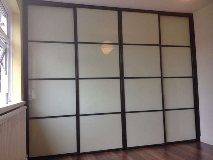 MB Designs Fitted Wardrobes | 4, Walthambury Farm, Pleshey Rd, Great Waltham, Chelmsford CM3 1AY, UK | Phone: 07789 813914