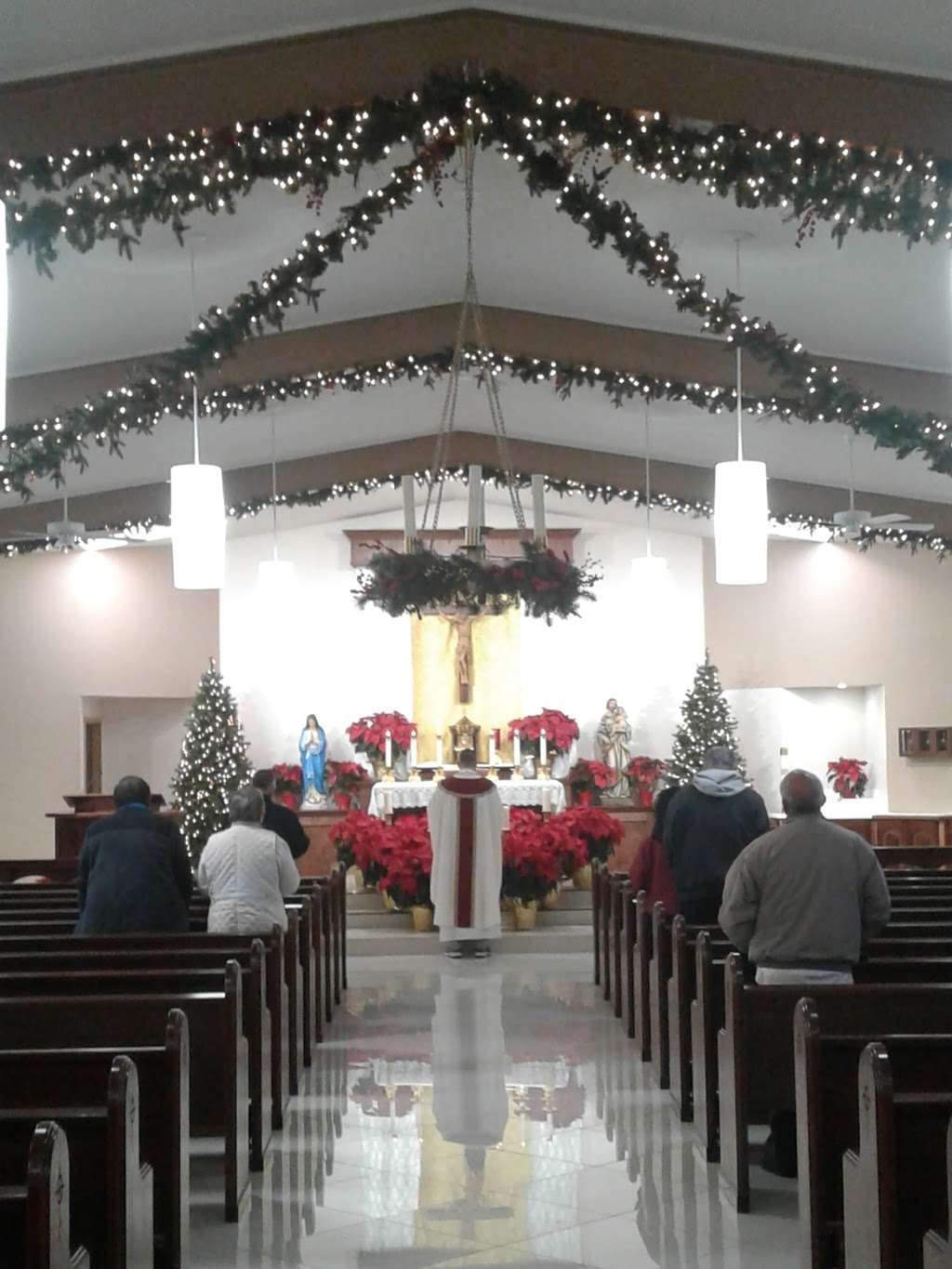 St. Charles Borromeo Catholic Church | 8615 W Peoria Ave, Peoria, AZ 85345, USA | Phone: (623) 979-3418