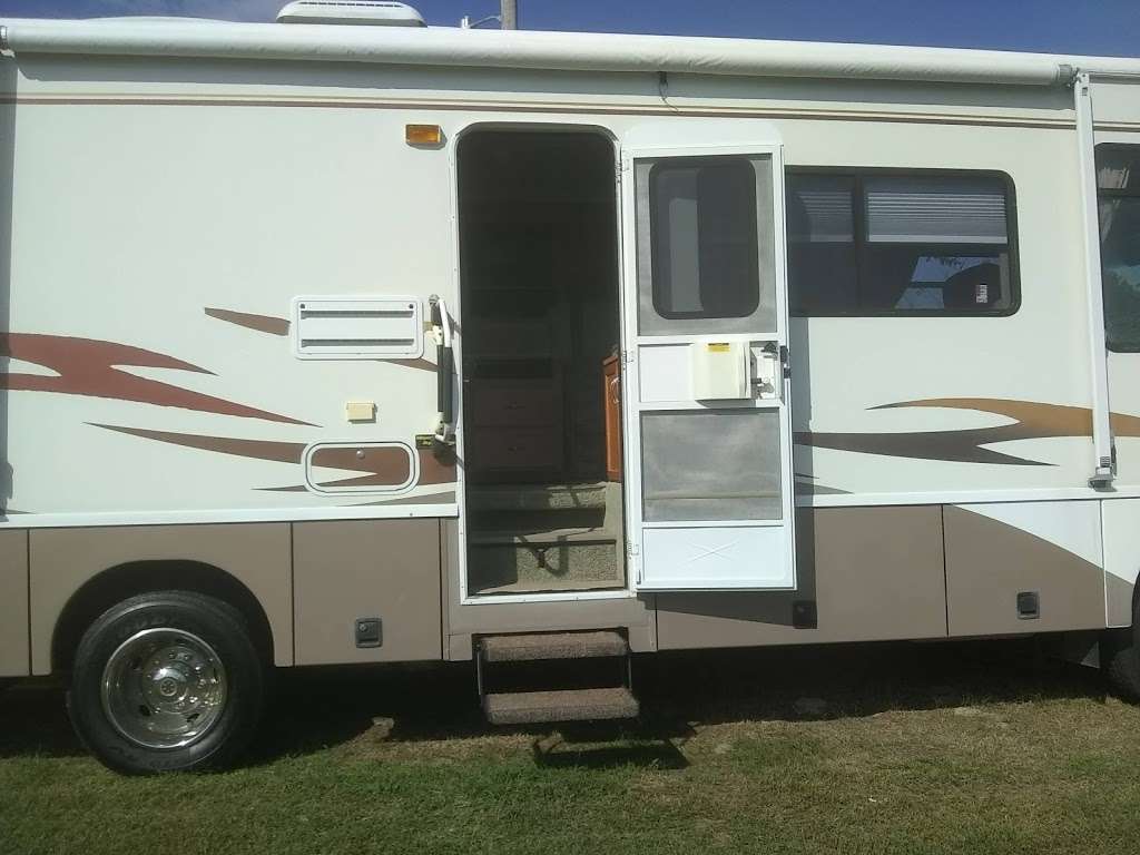 Midway RV | 32932 Sussex Hwy, Laurel, DE 19956, USA | Phone: (302) 875-3400