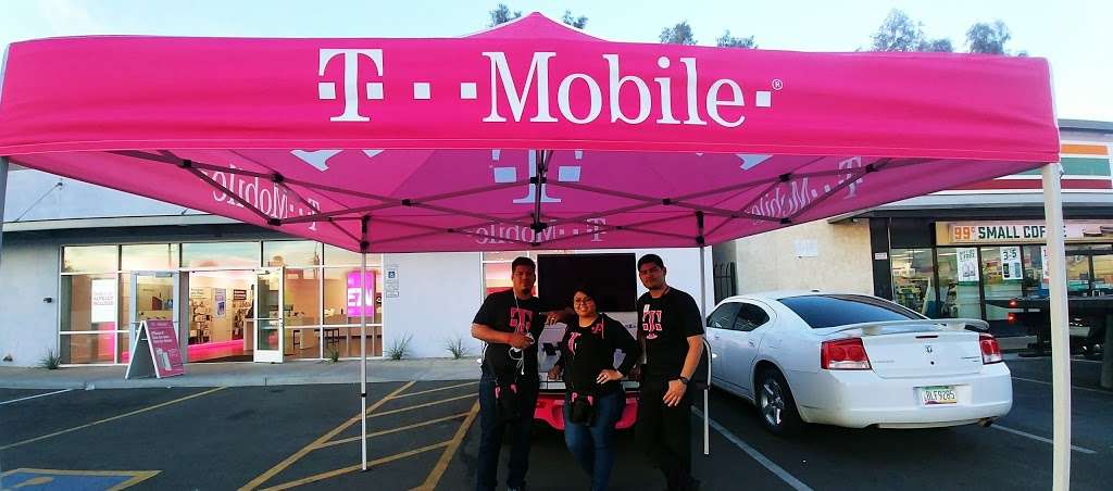 T-Mobile | 4314 W McDowell Rd, Phoenix, AZ 85035, USA | Phone: (623) 738-3622