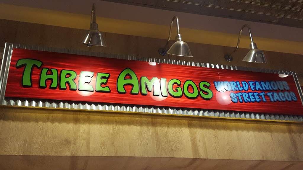 Three Amigos World Famous Street Tacos | 1932 Wildcat Canyon Rd, Lakeside, CA 92040, USA | Phone: (619) 443-2300