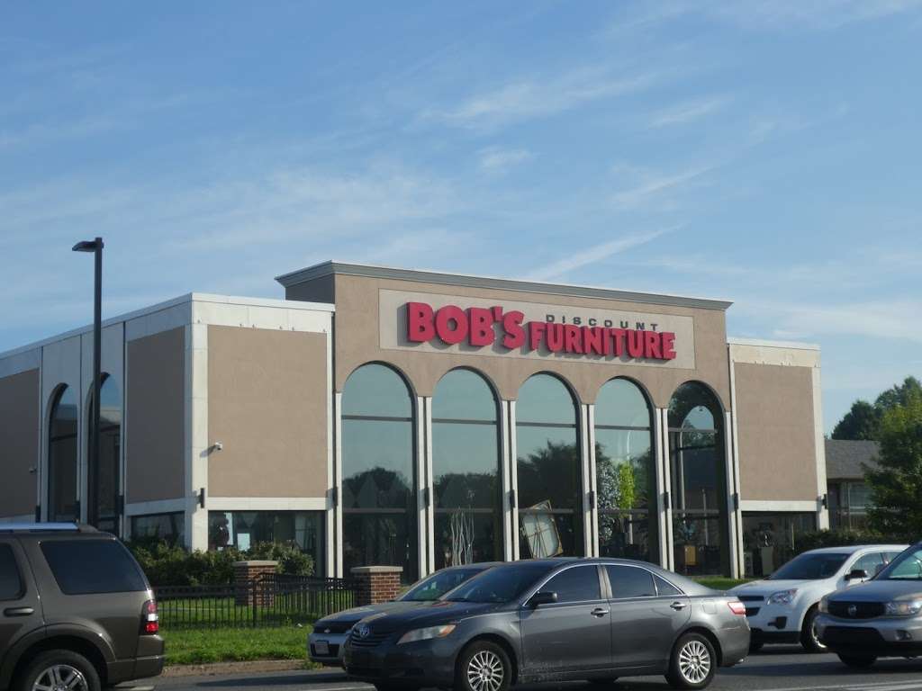 Bob’s Discount Furniture and Mattress Store | 674 Baltimore Pike, Springfield, PA 19064, USA | Phone: (484) 471-4920