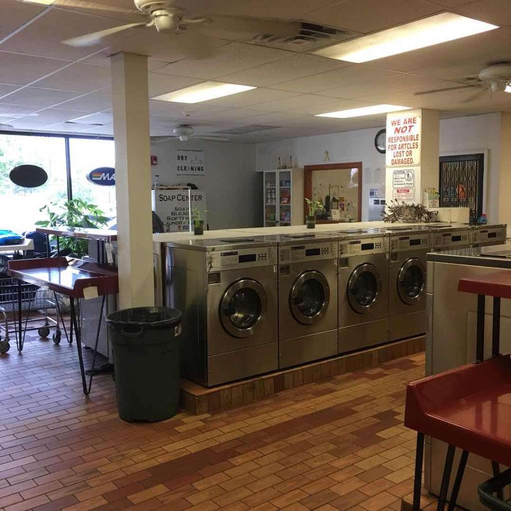 Maytag Laundromat | 1801 Washington Ave, Philadelphia, PA 19146, USA | Phone: (215) 985-0179