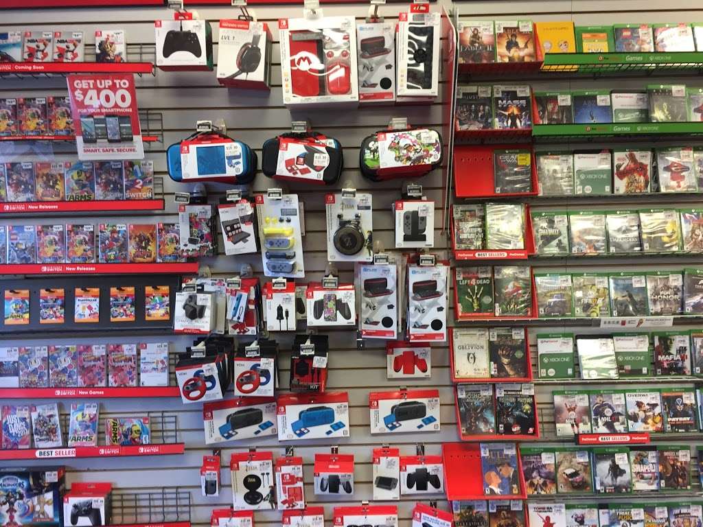 GameStop | 1253 N Lake Ave #44, Pasadena, CA 91104, USA | Phone: (626) 794-2106