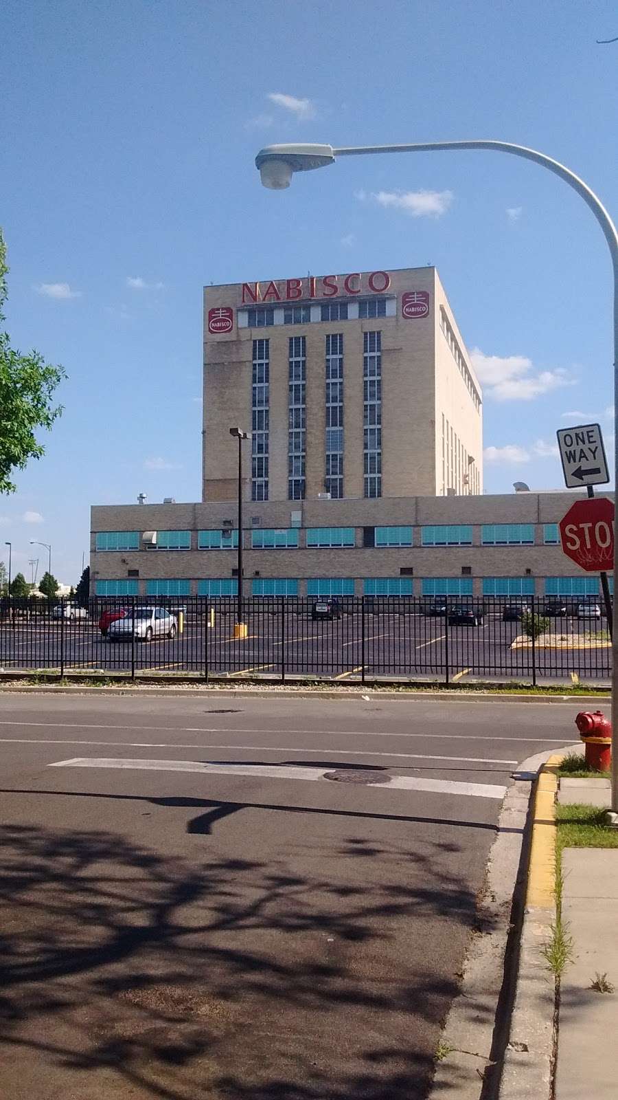 Mondelez Chicago Bakery | 7300 S Kedzie Ave, Chicago, IL 60629, USA | Phone: (773) 925-4300