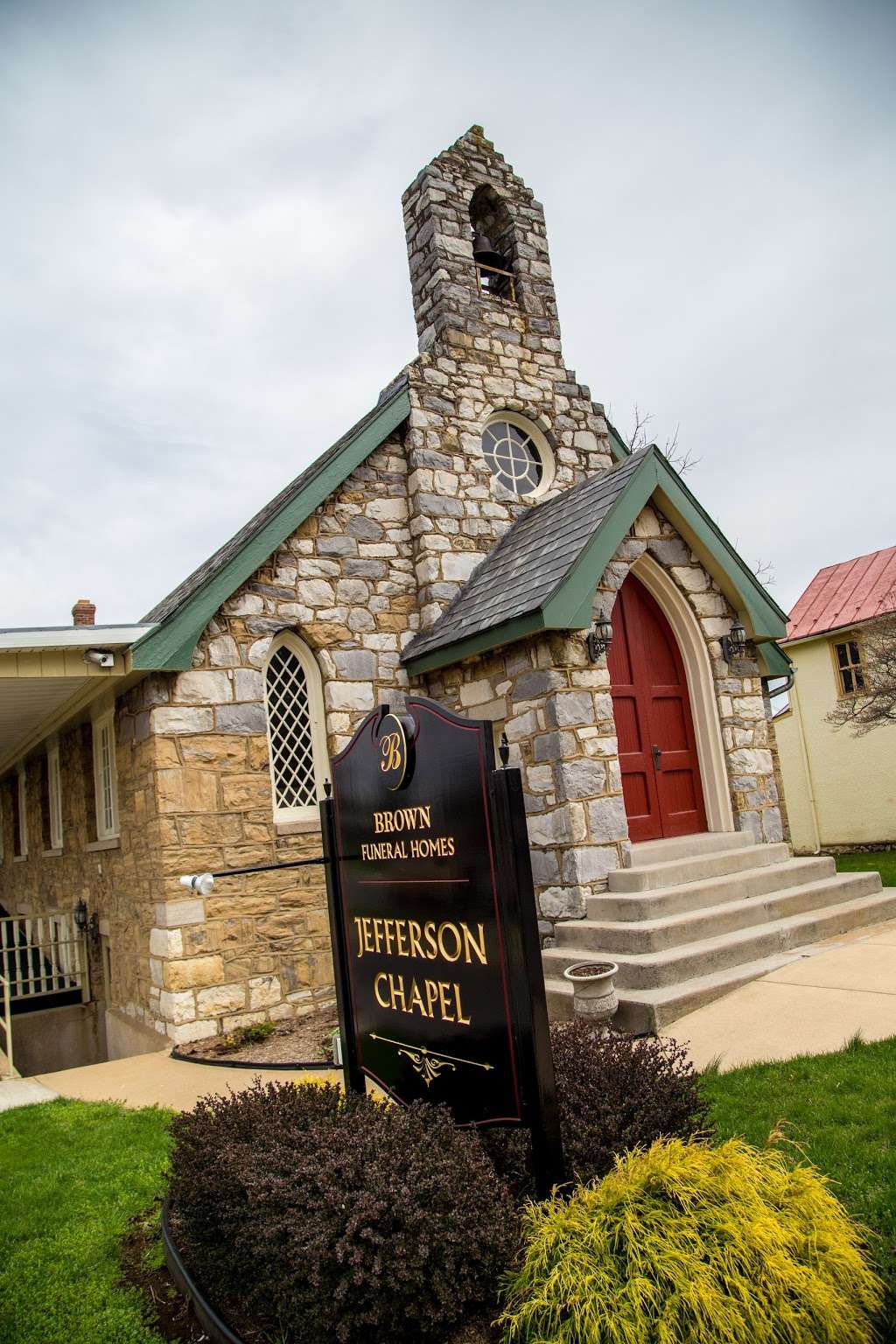 Brown Funeral Homes & Cremations-Jefferson Chapel | 114 N Mildred St, Ranson, WV 25438, USA | Phone: (304) 725-5321