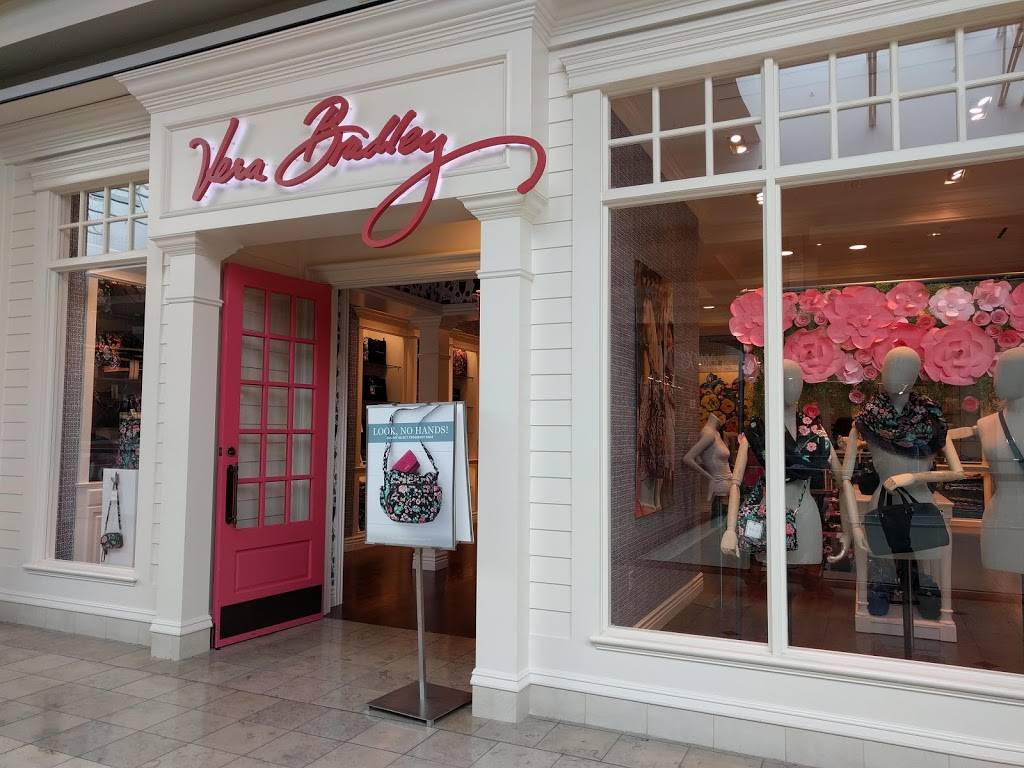 Vera Bradley | 7021 S Memorial Dr Unit 286B, Tulsa, OK 74133 | Phone: (918) 249-0430