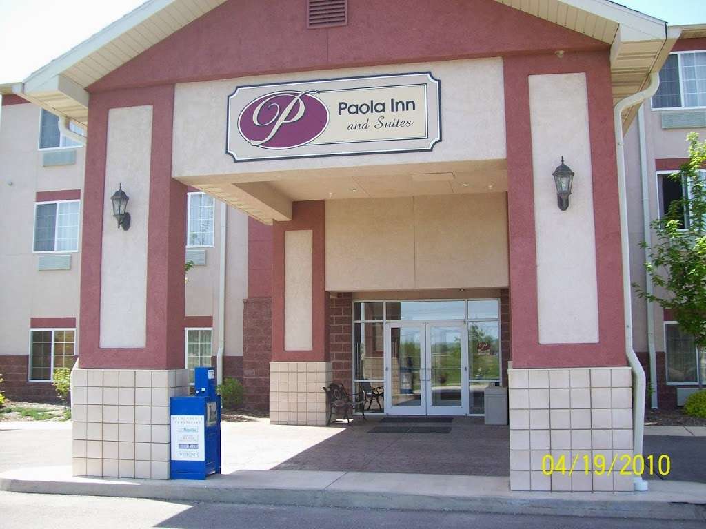 Paola Inn and Suites | 1600 E, Hedge Ln Ct, Paola, KS 66071, USA | Phone: (913) 294-3700