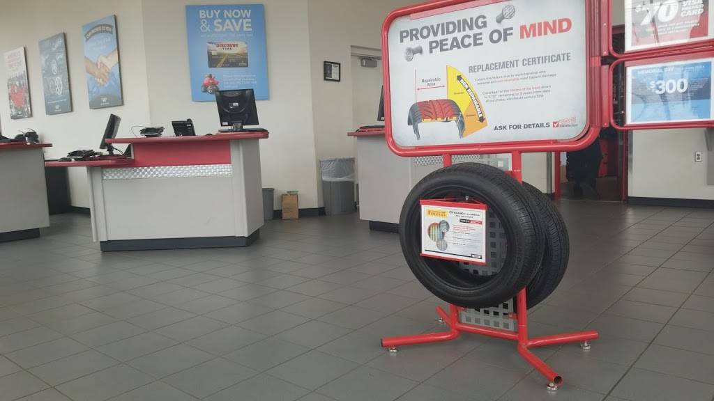 Discount Tire | 587 E Aurora Rd, Macedonia, OH 44056, USA | Phone: (330) 748-6000