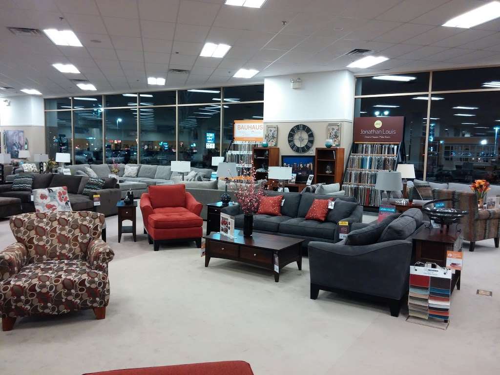 Raymour & Flanigan Furniture and Mattress Store | 6115 E Black Horse Pike, Egg Harbor Township, NJ 08234, USA | Phone: (609) 407-9404