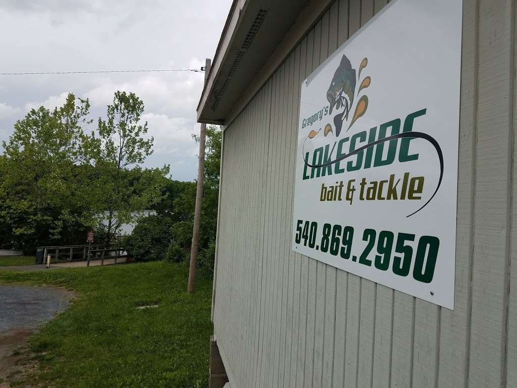 Gregorys Lakeside Bait and Tackle | 320 Lake Frederick Dr, White Post, VA 22663, USA | Phone: (540) 869-2950