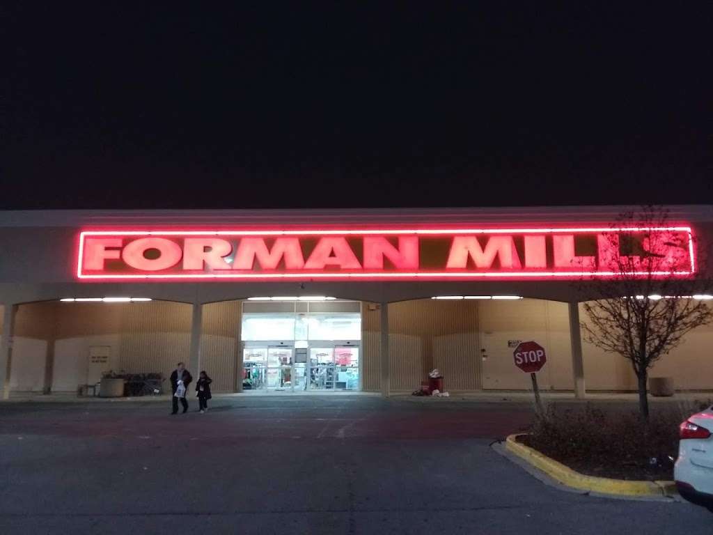 Forman Mills | 10205 W Grand Ave., Franklin Park, IL 60131, USA | Phone: (773) 819-7222