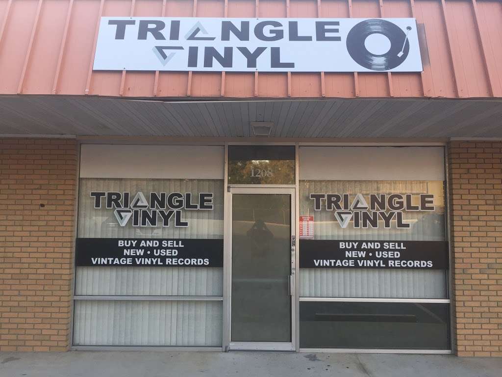 Triangle Vinyl | 1208 Bowman St, Clermont, FL 34711, USA | Phone: (407) 408-5751