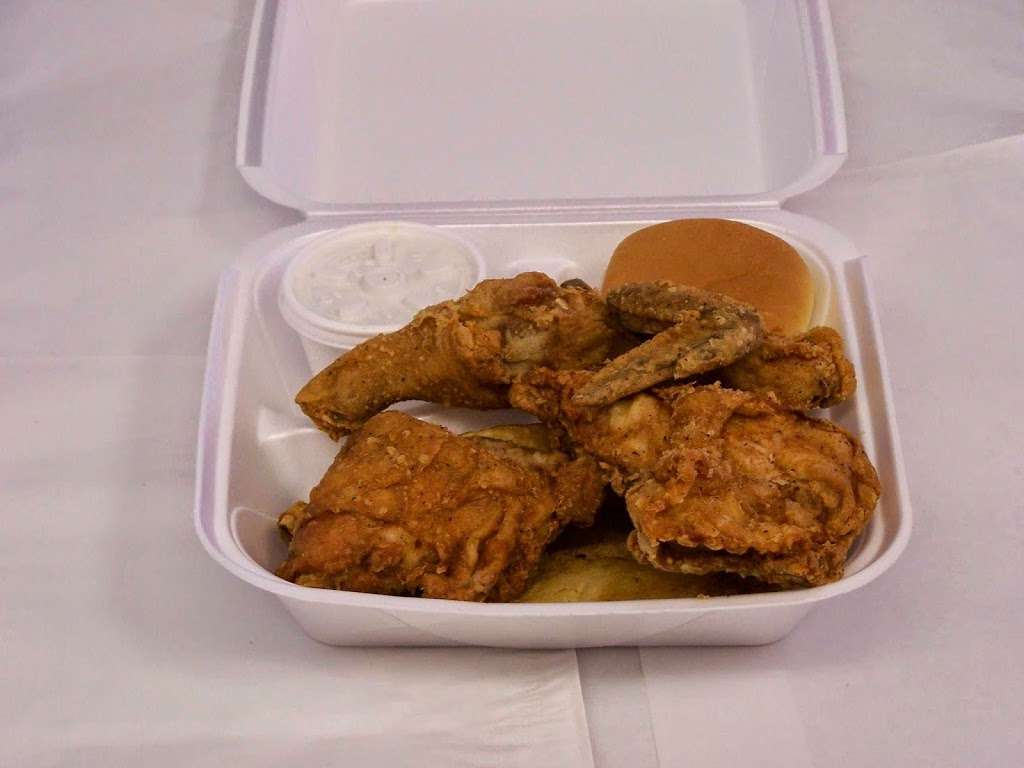 Chicken Inn | 7536 N Milwaukee Ave, Chicago, IL 60631, USA | Phone: (773) 763-3962