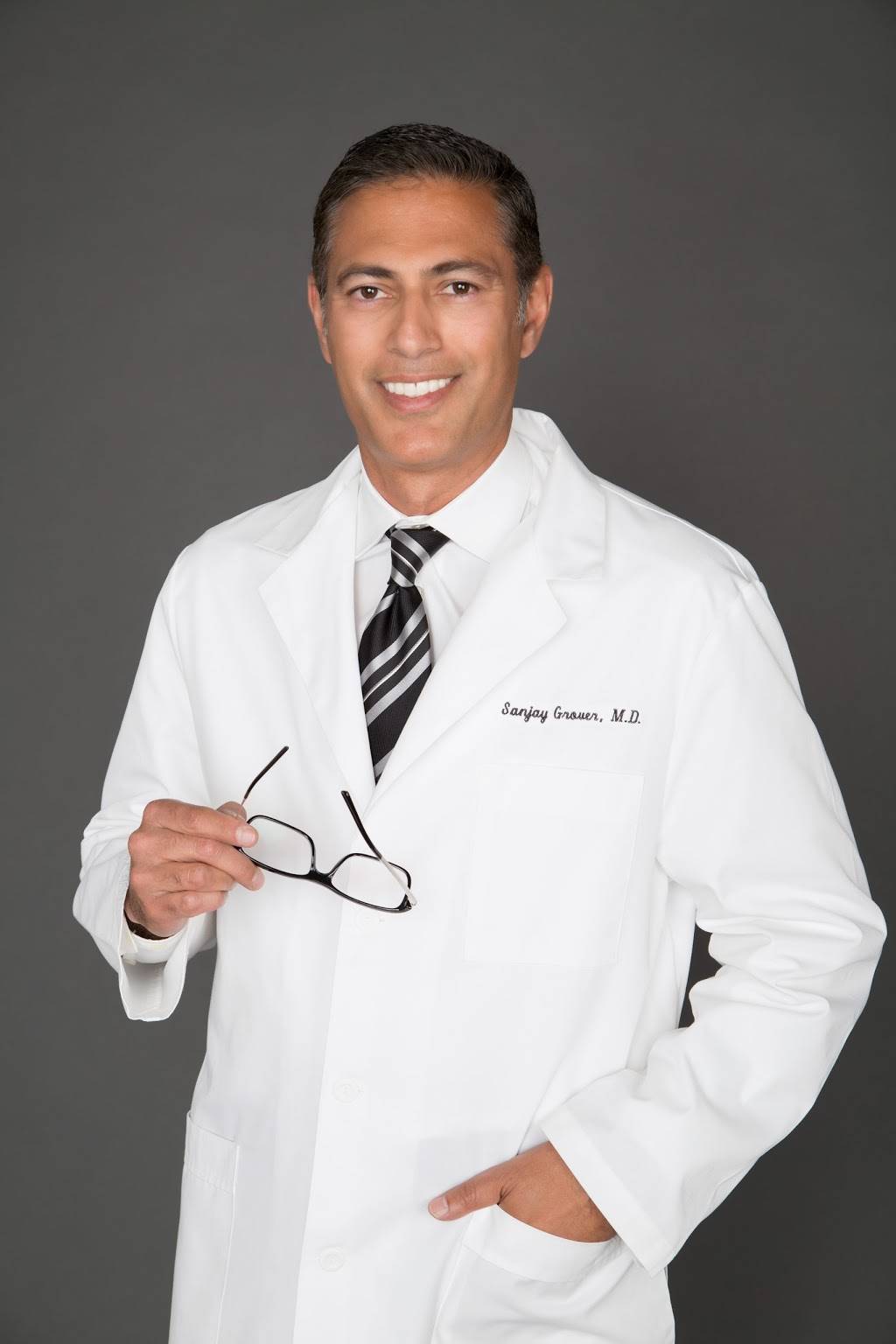 Sanjay Grover MD, FACS | 20360 SW Birch St #120, Newport Beach, CA 92660, USA | Phone: (949) 759-9551