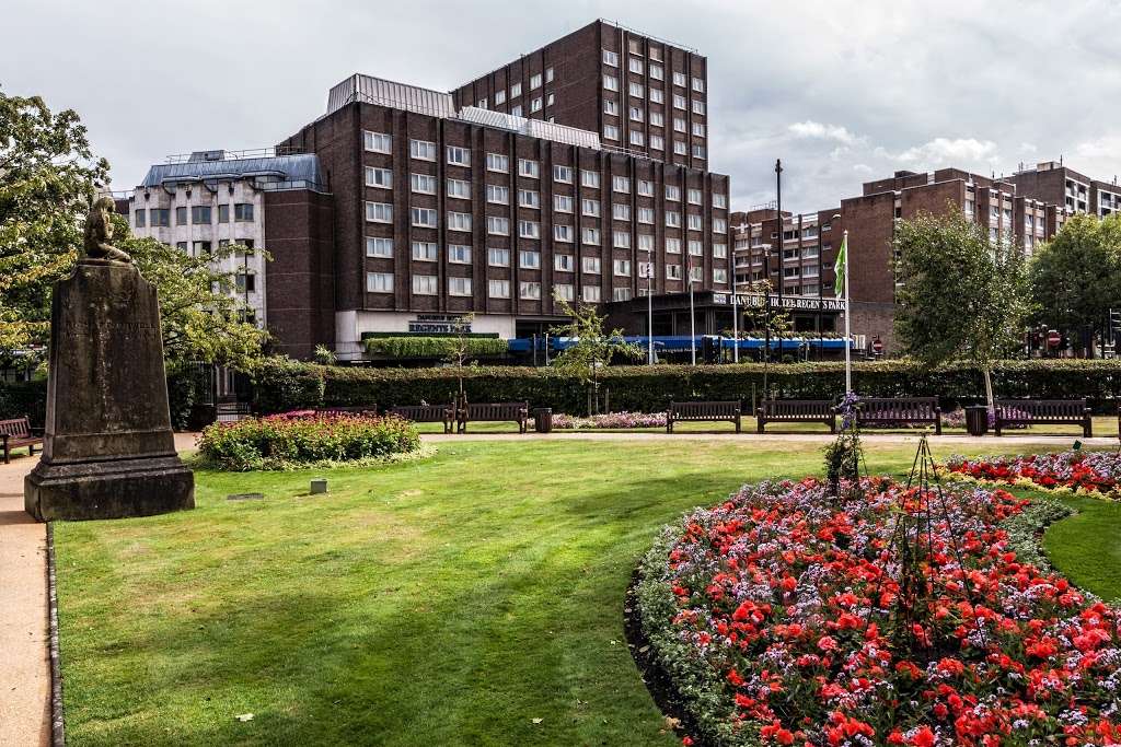 Danubius Hotel Regents Park | 18 Lodge Rd, London NW8 7JT, UK | Phone: 020 7722 7722