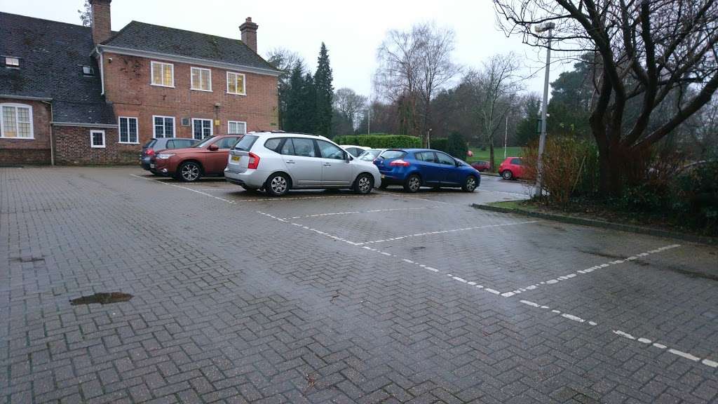 Upper East Court car park | College Ln, East Grinstead RH19 3LY, UK | Phone: 01342 323636