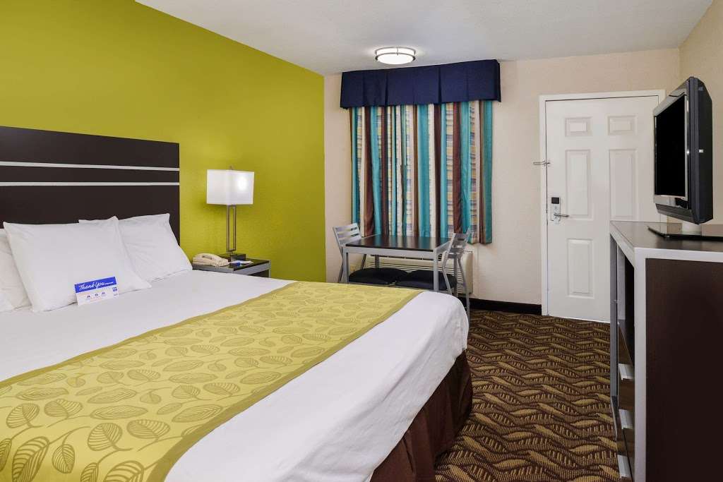 Americas Best Value Inn Pasadena / Houston | 823 Pasadena Fwy, Pasadena, TX 77506, USA | Phone: (713) 477-4266