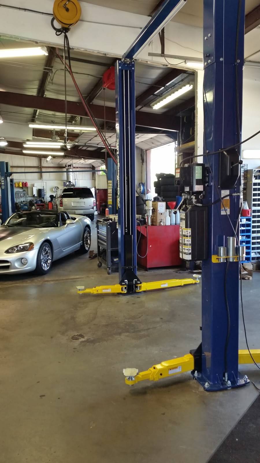 Brezina Autocare | 499 W 6th St, Papillion, NE 68046, USA | Phone: (402) 331-5829