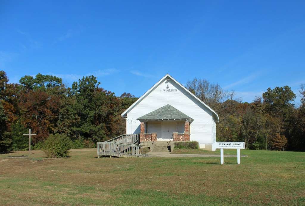 Pleasant Grove Church | 895 SE 200, Knob Noster, MO 65336, USA