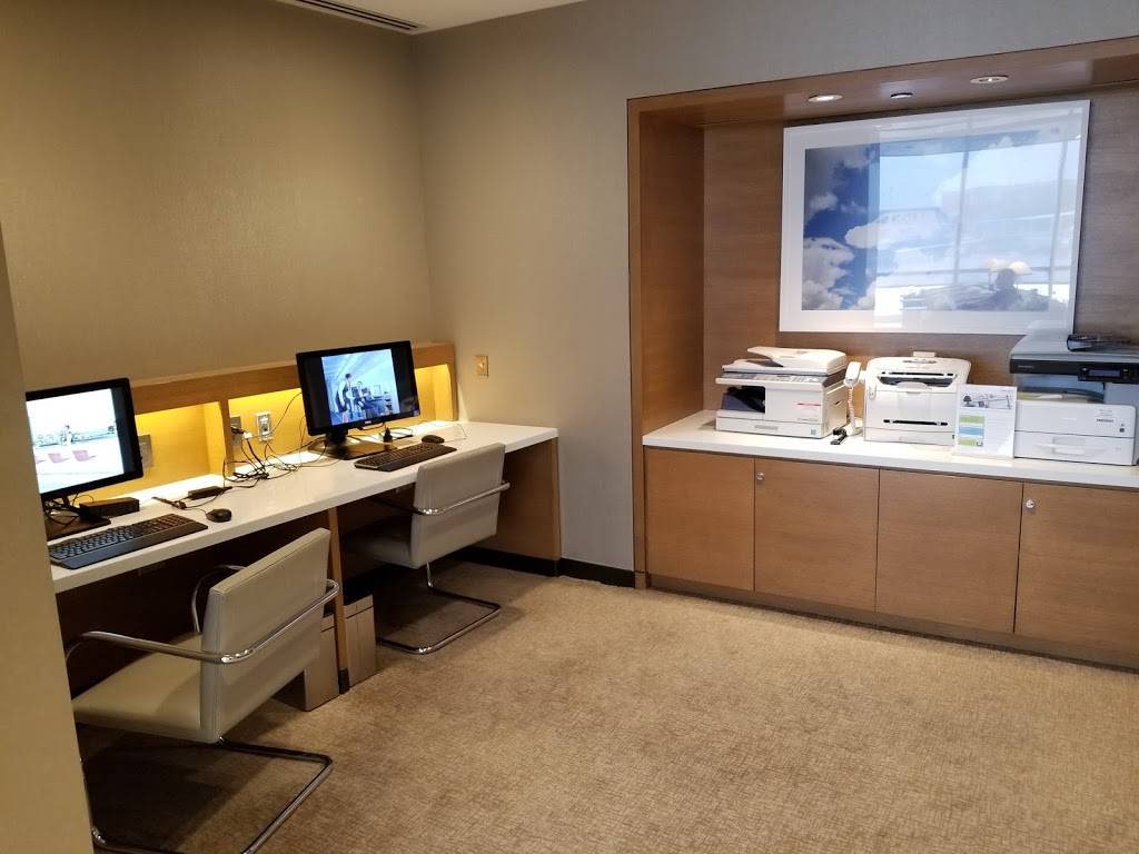 ADMIRALS Club - Terminal G | Chicago, IL 60666