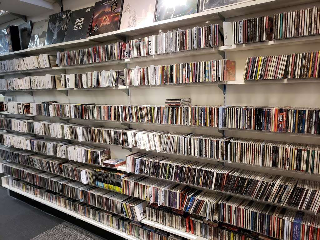 RECYCLED RECORDS LP NEW LOCATION 1067 S. HOVER STREET | 1067 S S Hover St # C, Longmont, CO 80501, USA | Phone: (720) 291-7000