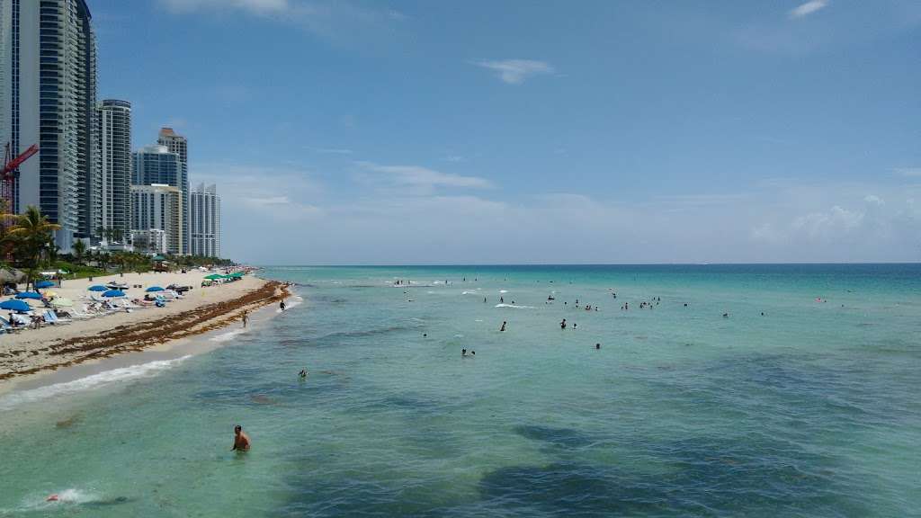 Pier Park | 16501 Collins Ave, Sunny Isles Beach, FL 33160, USA | Phone: (305) 792-1705