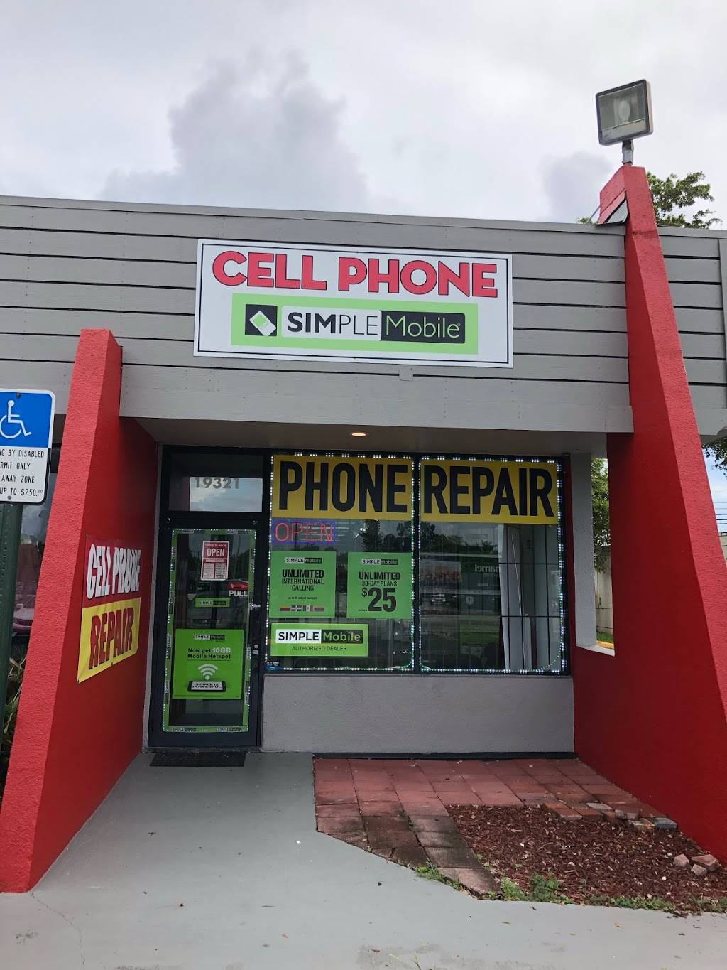 SIMPLE MOBILE AND CELLPHONE REPAIR 19321 NW 2nd Ave, Miami Gardens
