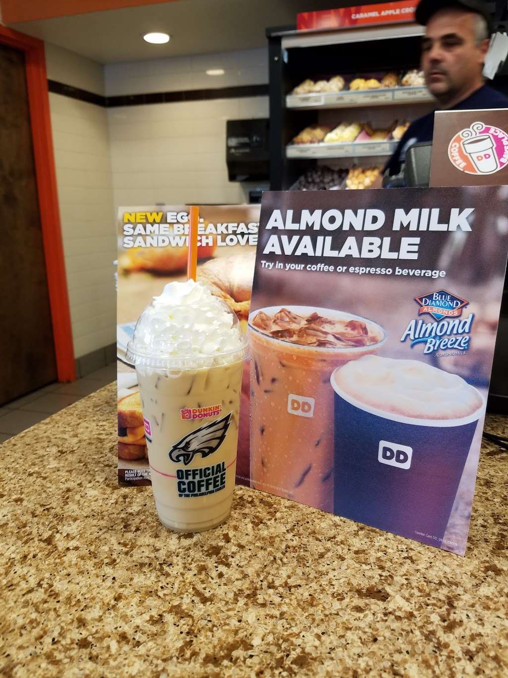 Dunkin Donuts | 1 Lakeview Dr S, Gibbsboro, NJ 08026 | Phone: (856) 435-6300