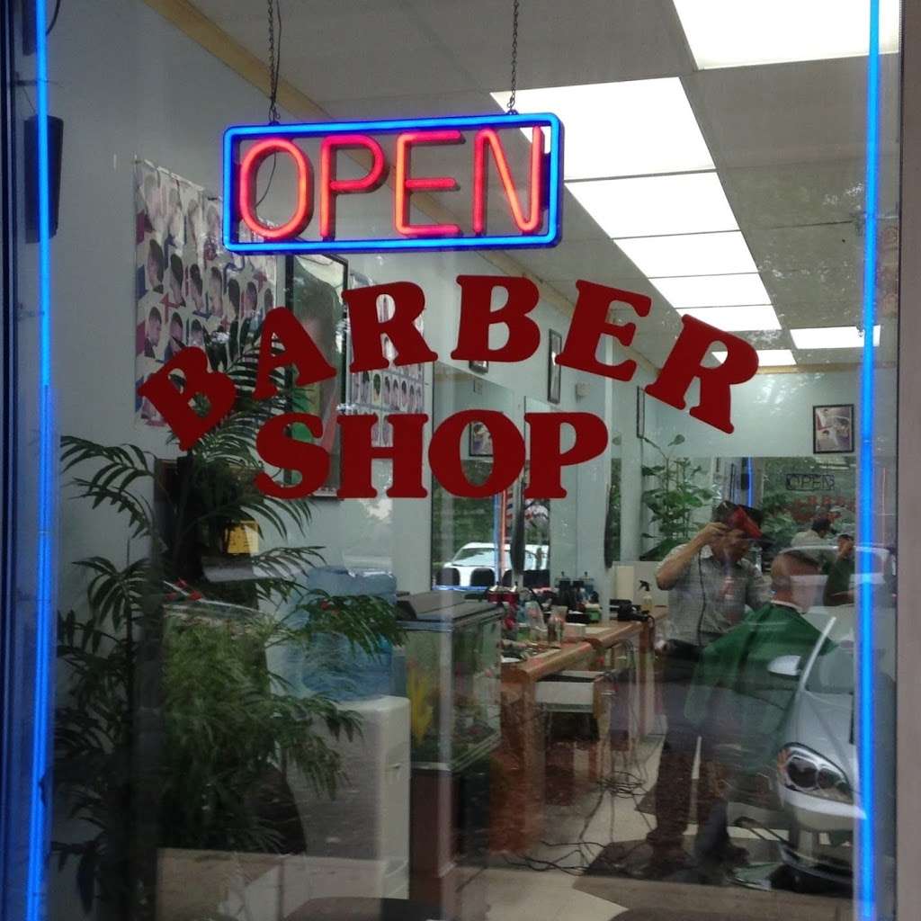 T&V Barber Shop | 6834 Olney Laytonsville Rd, Laytonsville, MD 20882, USA | Phone: (301) 208-1025