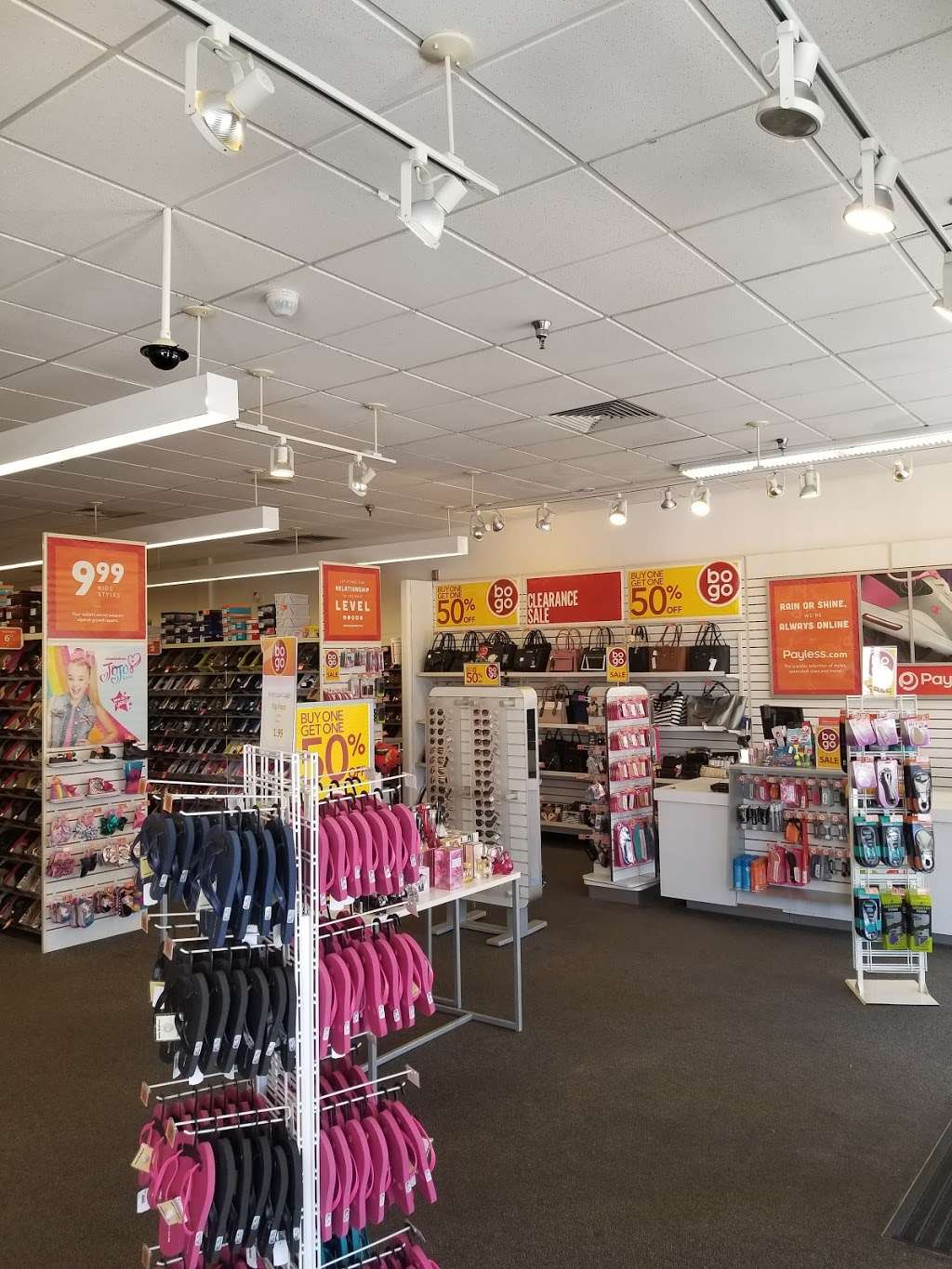 Payless ShoeSource | 4395 Boca Square Ste 21661, FL-7, Boca Raton, FL 33428, USA | Phone: (561) 488-1221