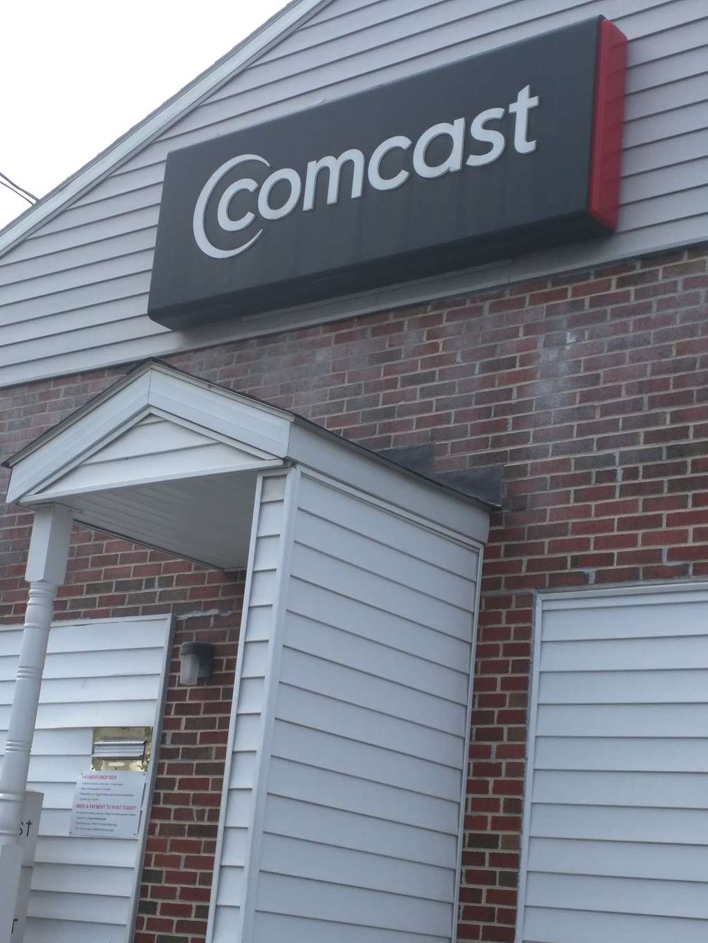 Comcast Service Center | 110 Terrace St, Martinsburg, WV 25401, USA | Phone: (888) 266-2278