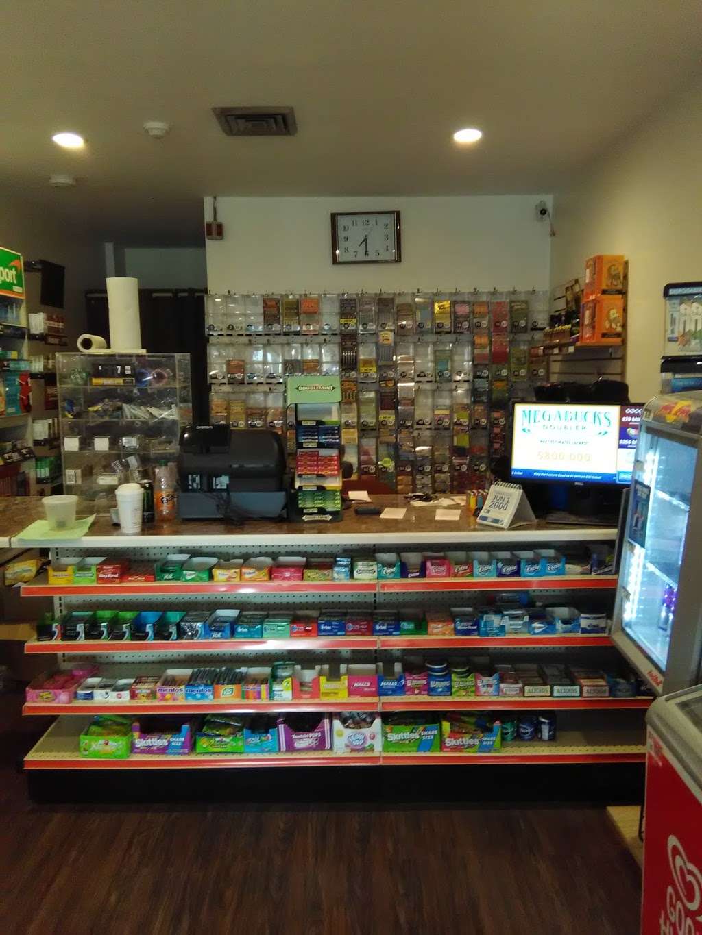 Wollaston Conv Store | 329B Newport Ave, Quincy, MA 02170 | Phone: (617) 328-8020