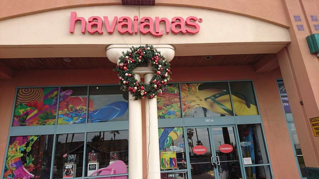 Havaianas | 300 Pacific Coast Hwy, Suite 107-A, Huntington Beach, CA 92648 | Phone: (714) 536-0001