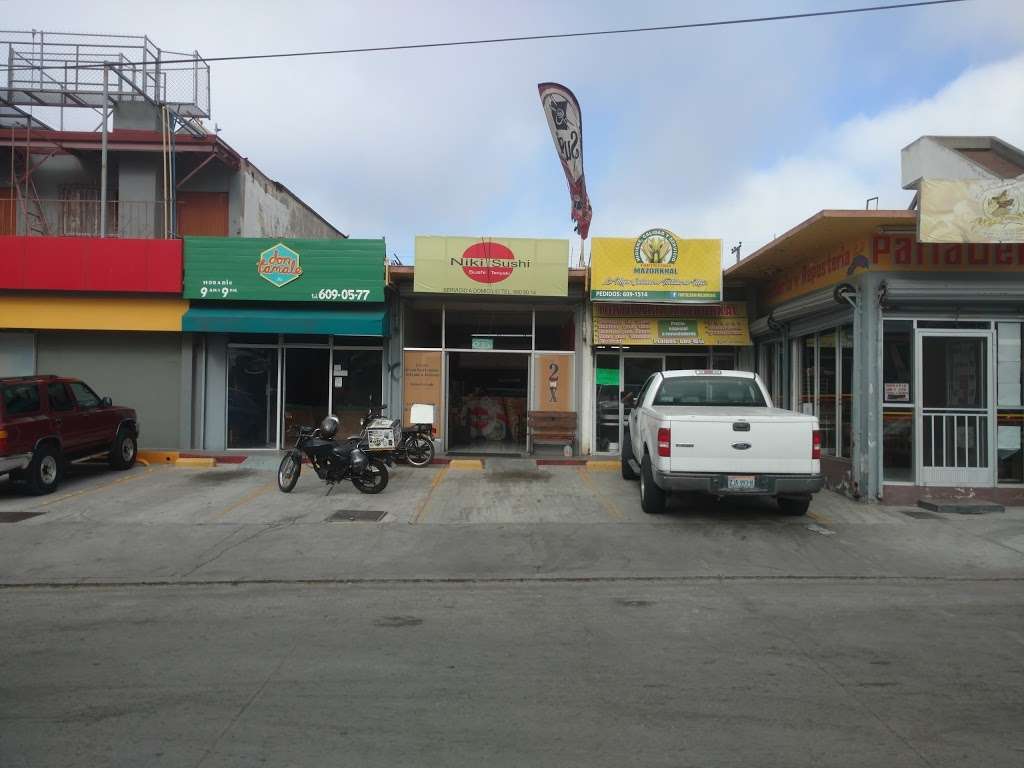 Niki Sushi Mirador | Fracc. 00000, Blvd. el Mirador 1232, Manuelparedes II, Tijuana, B.C., Mexico | Phone: 664 680 8014
