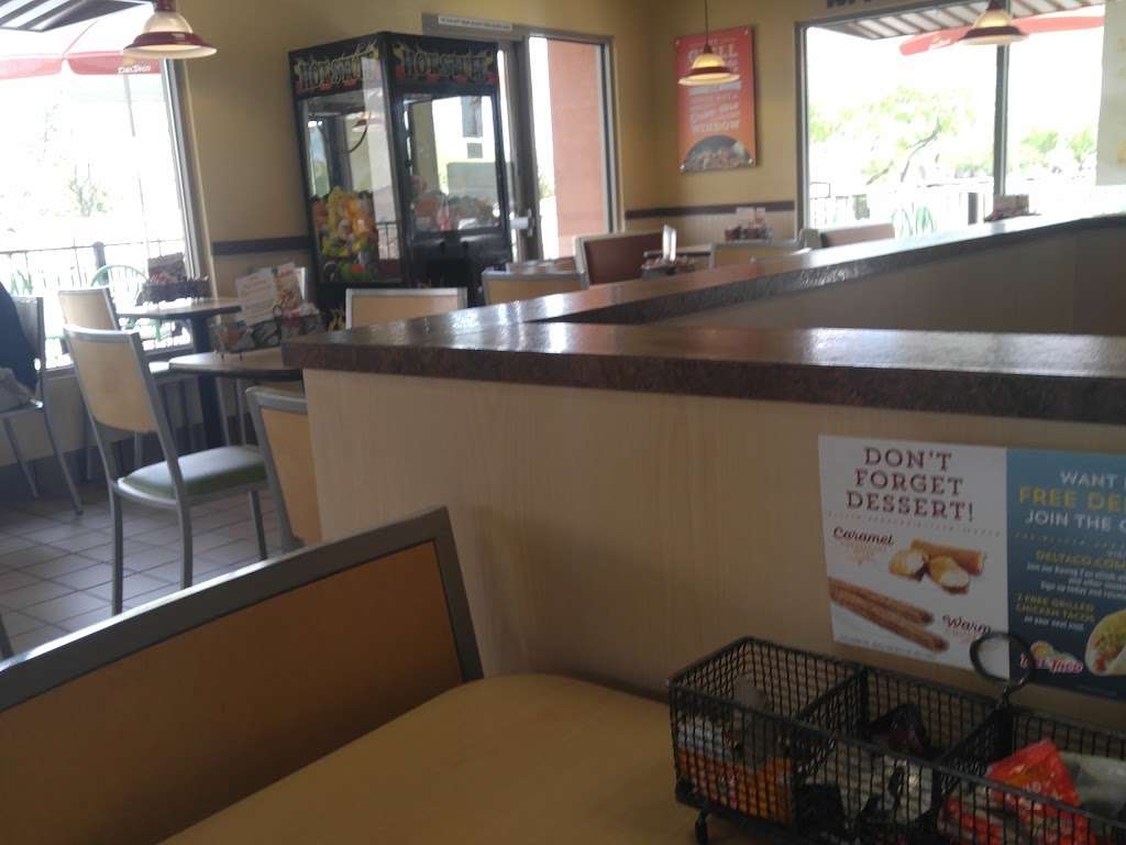 Del Taco | 7665 W Lower Buckeye Rd, Phoenix, AZ 85043, USA | Phone: (623) 474-2855