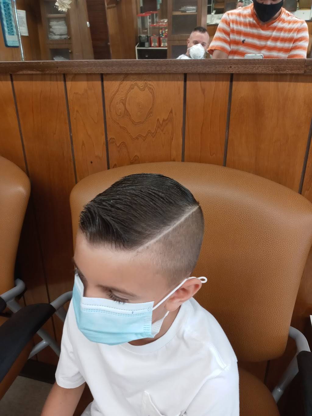 Royal Barber Shop | 22-24 Morlot Ave, Fair Lawn, NJ 07410, USA | Phone: (201) 796-8551