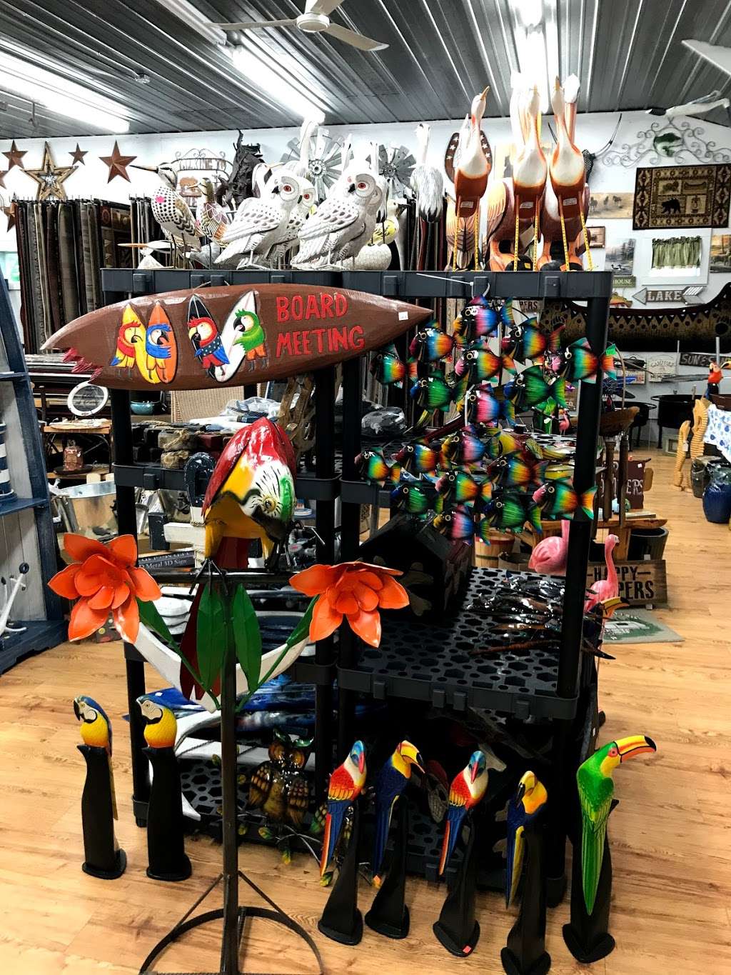 The Country Store | N 6th St, Monticello, IN 47960, USA