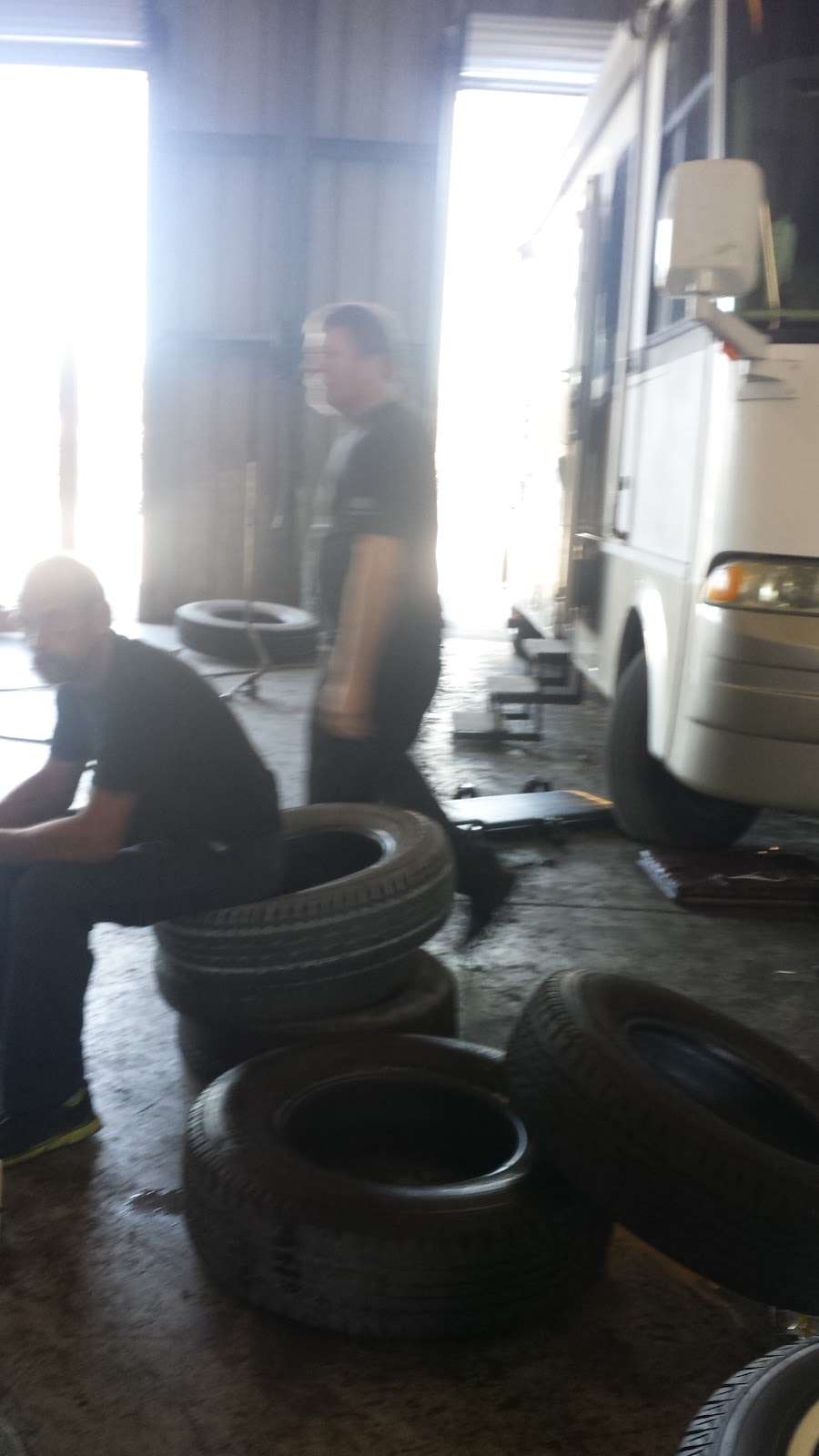 The Tire Choice & Total Car Care | 28919 US-27, Dundee, FL 33838, USA | Phone: (863) 439-8473