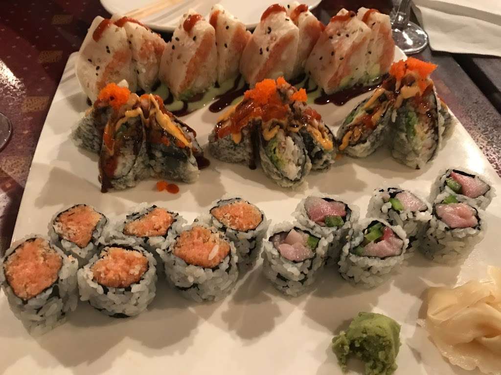 Sushi Fu | 400 Minnisink Rd, Totowa, NJ 07512, USA | Phone: (973) 812-8488