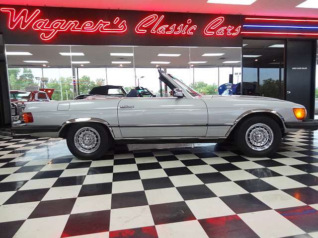 Wagners Classic Cars | 741 E Front St, Bonner Springs, KS 66012, USA | Phone: (913) 422-1955