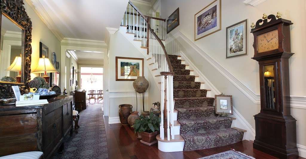 The Dana-Holcombe House | 29 Main St, Newtown, CT 06470, USA | Phone: (203) 426-2000